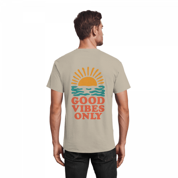 back-heavy-cotton-t-shirt-sand-620-a936-1000x.png T-Shirt „Good Vibes Only“